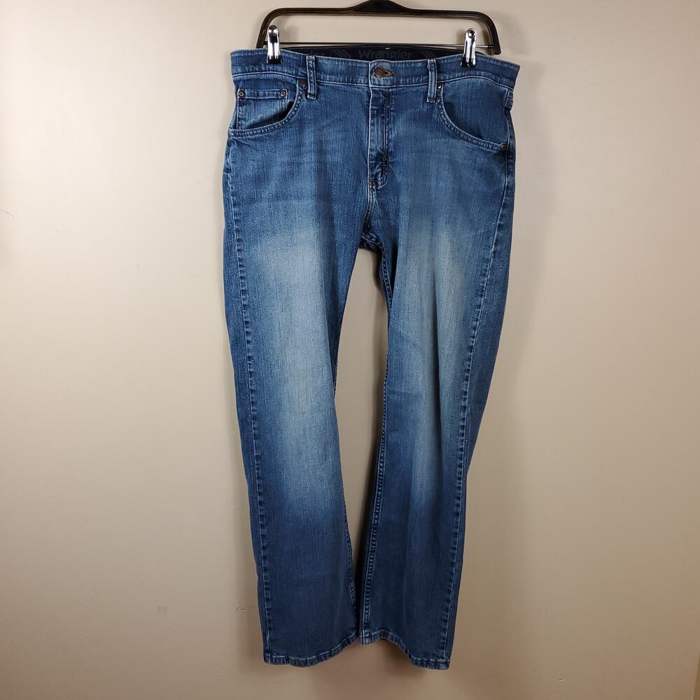 Wrangler Five Star Premium Denim Flex Comfort Straight Fit Jean Size 32x30